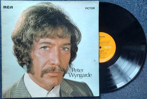PETER WYNGARDE - Peter Wyngarde
